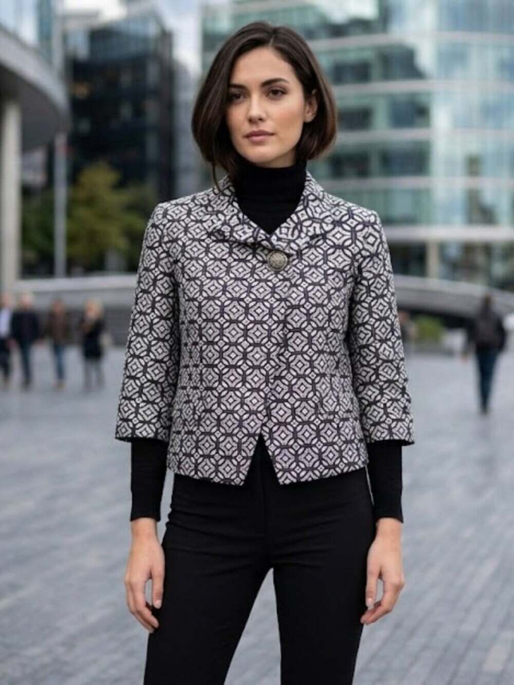 SilkLand 100% Silk Black & White Geometric Cropped Blazer S Statement Jacket